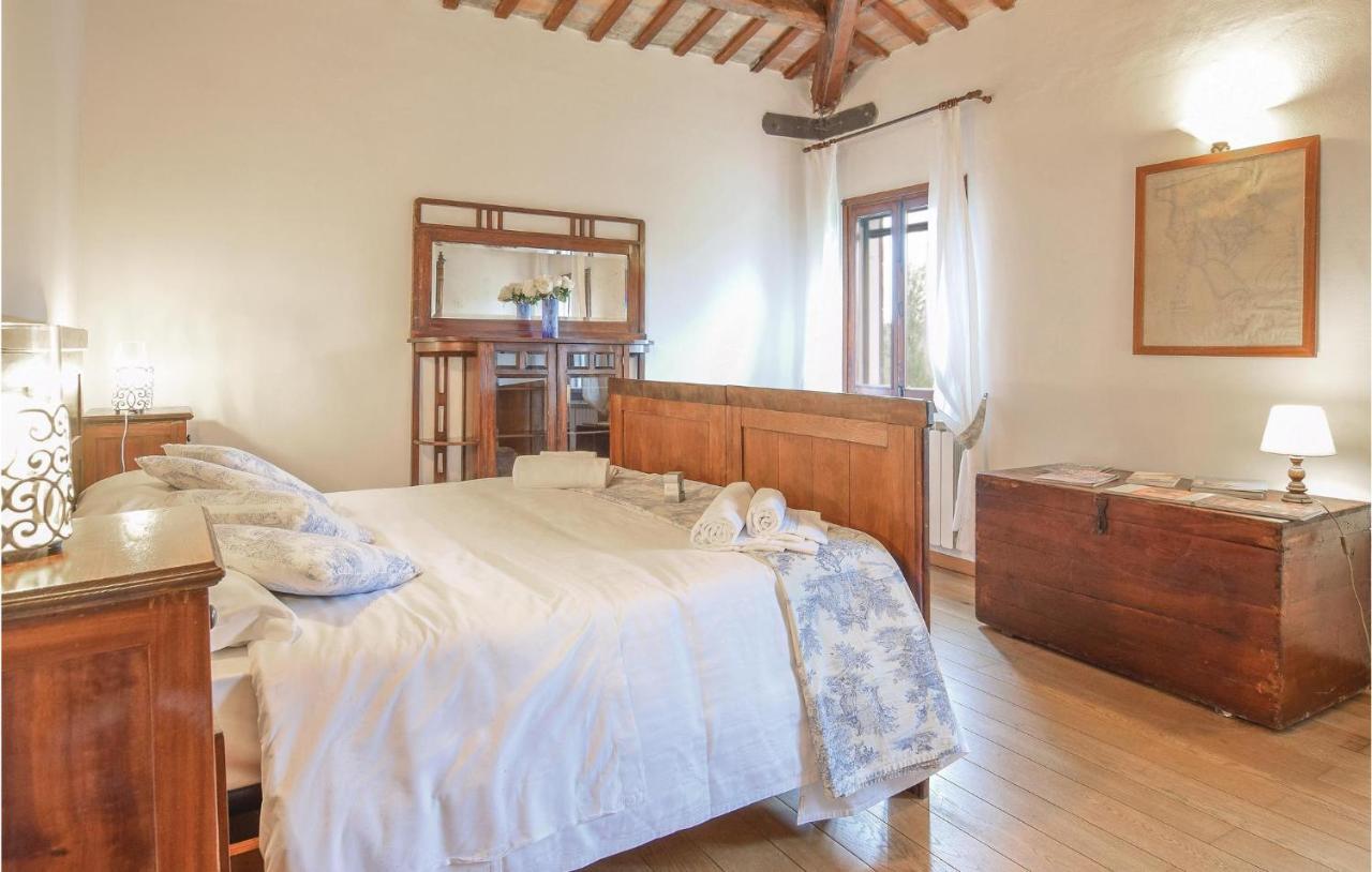 2 Bedroom Awesome Home In Taglio Di Po Ro Porto Viro Exteriör bild