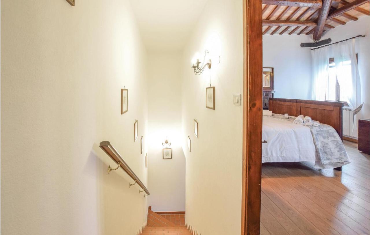 2 Bedroom Awesome Home In Taglio Di Po Ro Porto Viro Exteriör bild